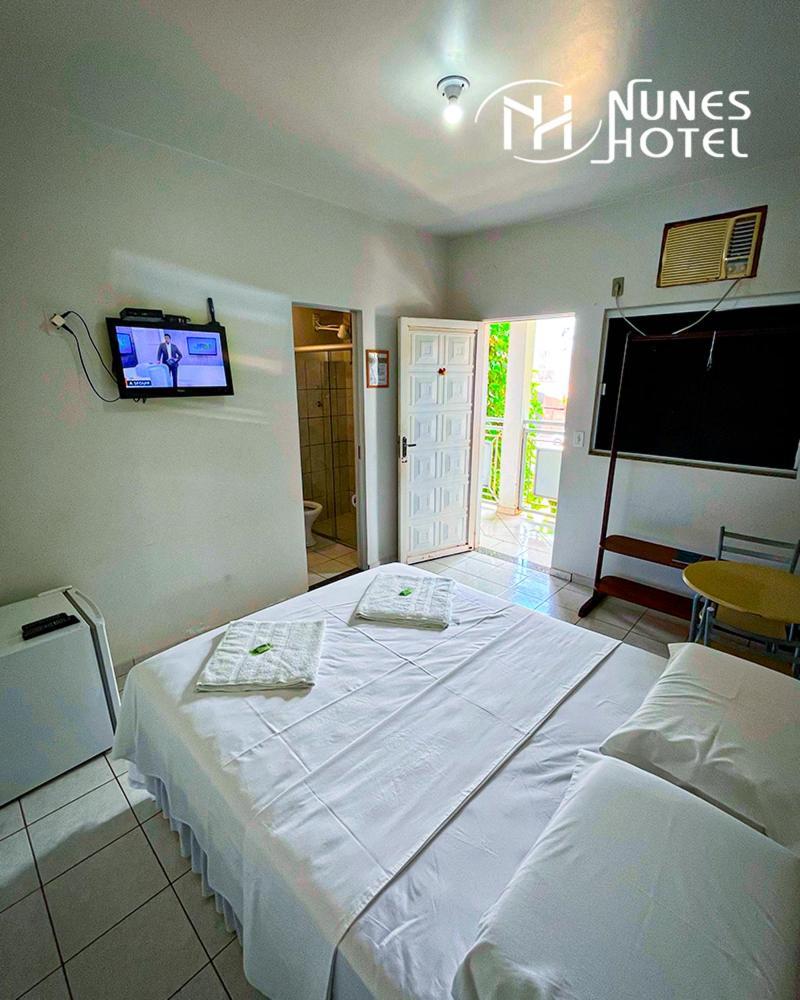 Nunes Hotel Палмас Экстерьер фото